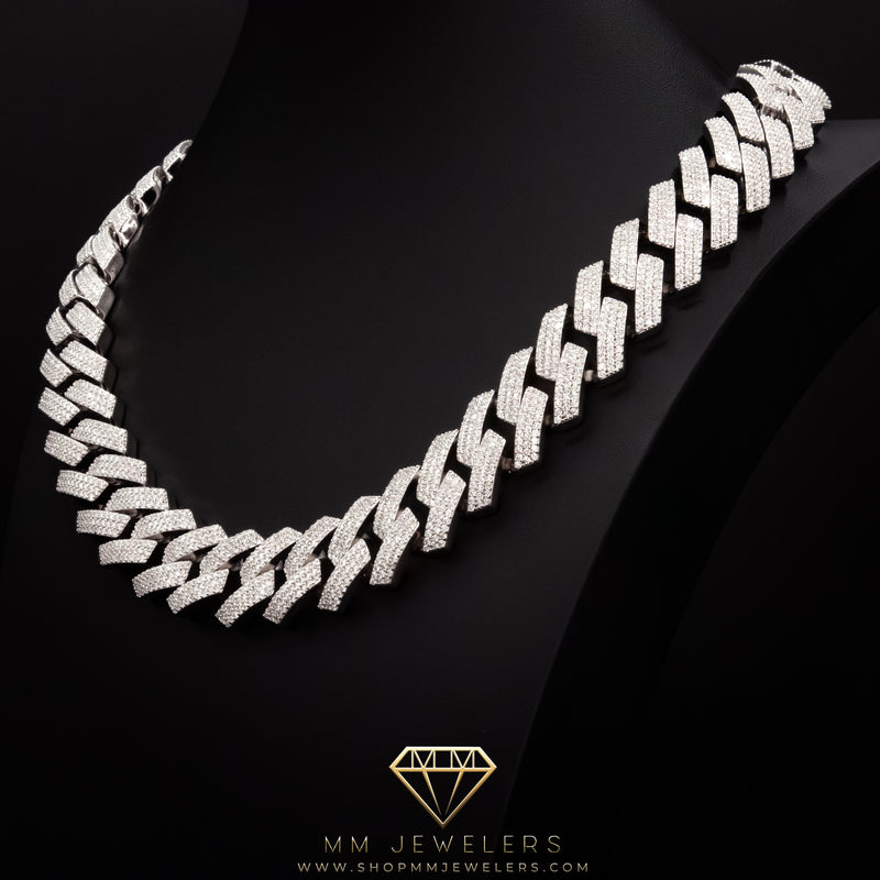 VVS 22mm Prong Link Necklace