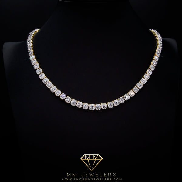 VVS 6mm cluster Necklace Yellow Gold