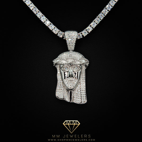 VVS Jesus Pendant in White Gold