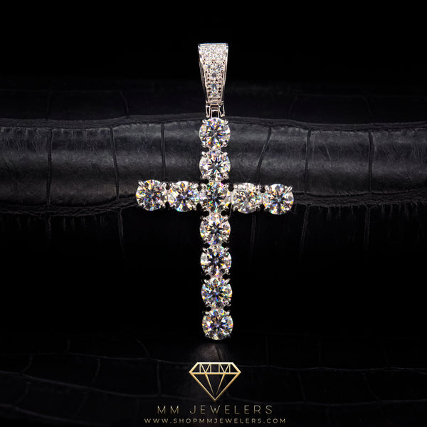 VVS Large Cross Pendant