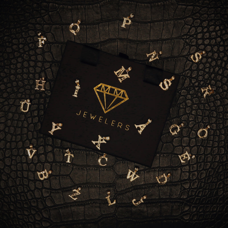 10k Gold "B" Classic Great Quality Letter Pendant Necklace