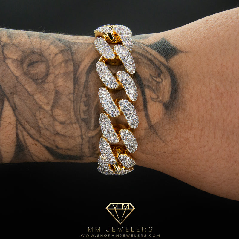 19mm Cuban Link Bracelet in Yellow Gold