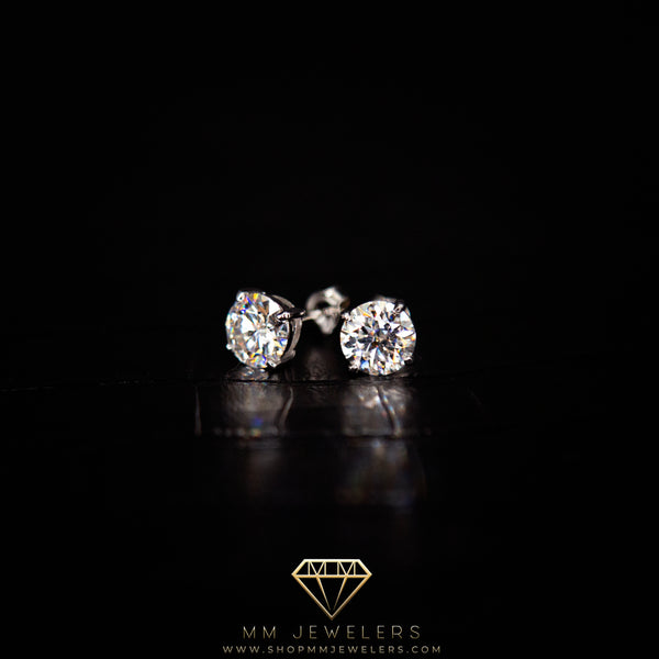 VVS Solitaire Stud Earrings