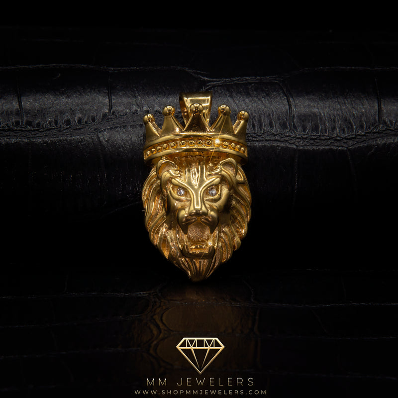 King Lion Pendant in Yellow Gold