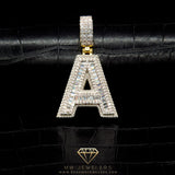 Letter Pendant in Yellow Gold